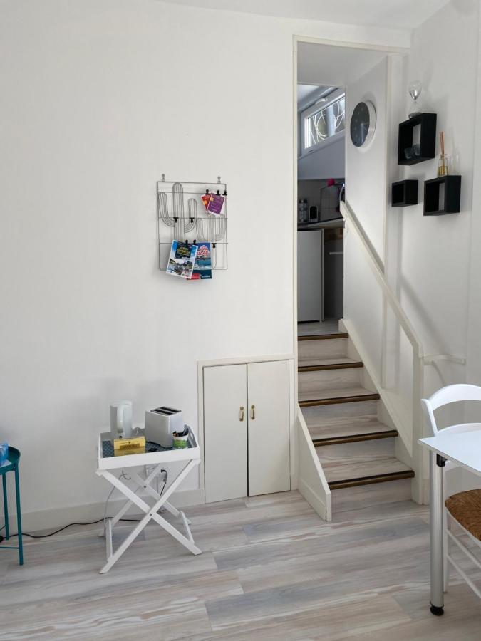 Studio au cœur de Granville Extérieur photo