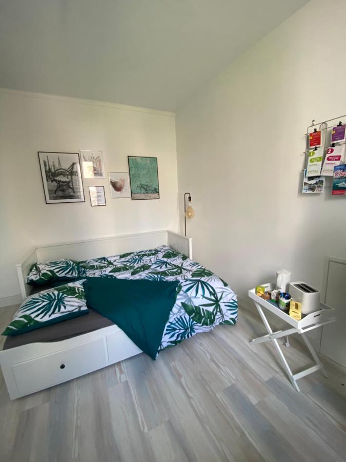 Studio au cœur de Granville Extérieur photo